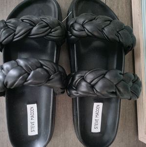 WM Size 10 Sandals - Black